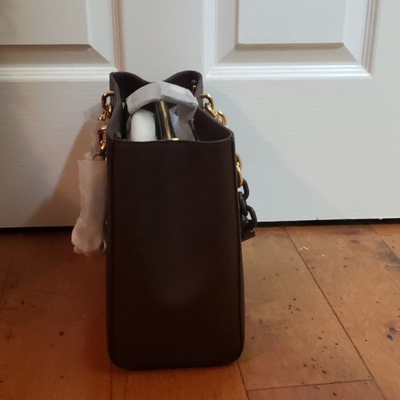 Michael Kors bag (new) - Picture 3 of 5